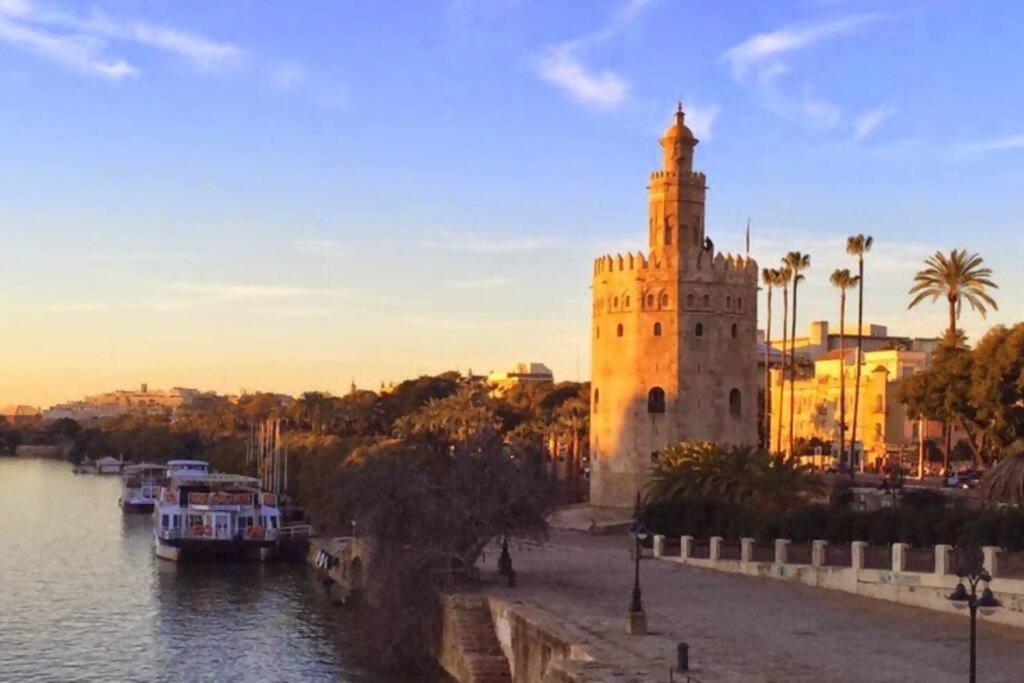 Duplex Center Parking Netflix Amazon Video * Sevilla
