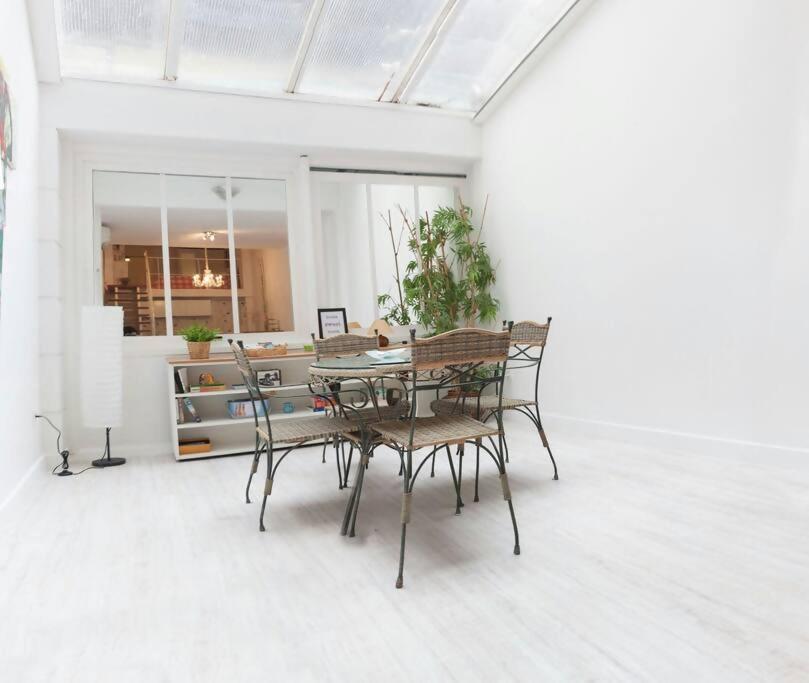 Apartament Duplex Center Parking Netflix Amazon Video