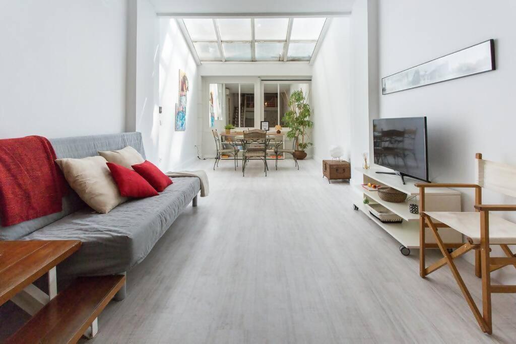 Duplex Center Parking Netflix Amazon Video Apartment Sevilla